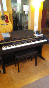 Yamaha Clavinova