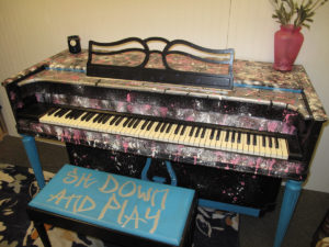 Custom Piano - Splatter Piano